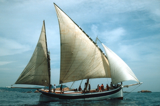 Rafael-traves-med. res.jpg